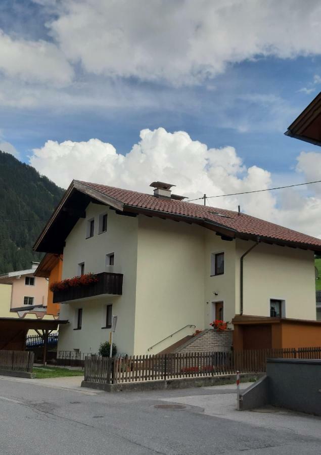Ferienwohnung Eller 79 Vals 외부 사진